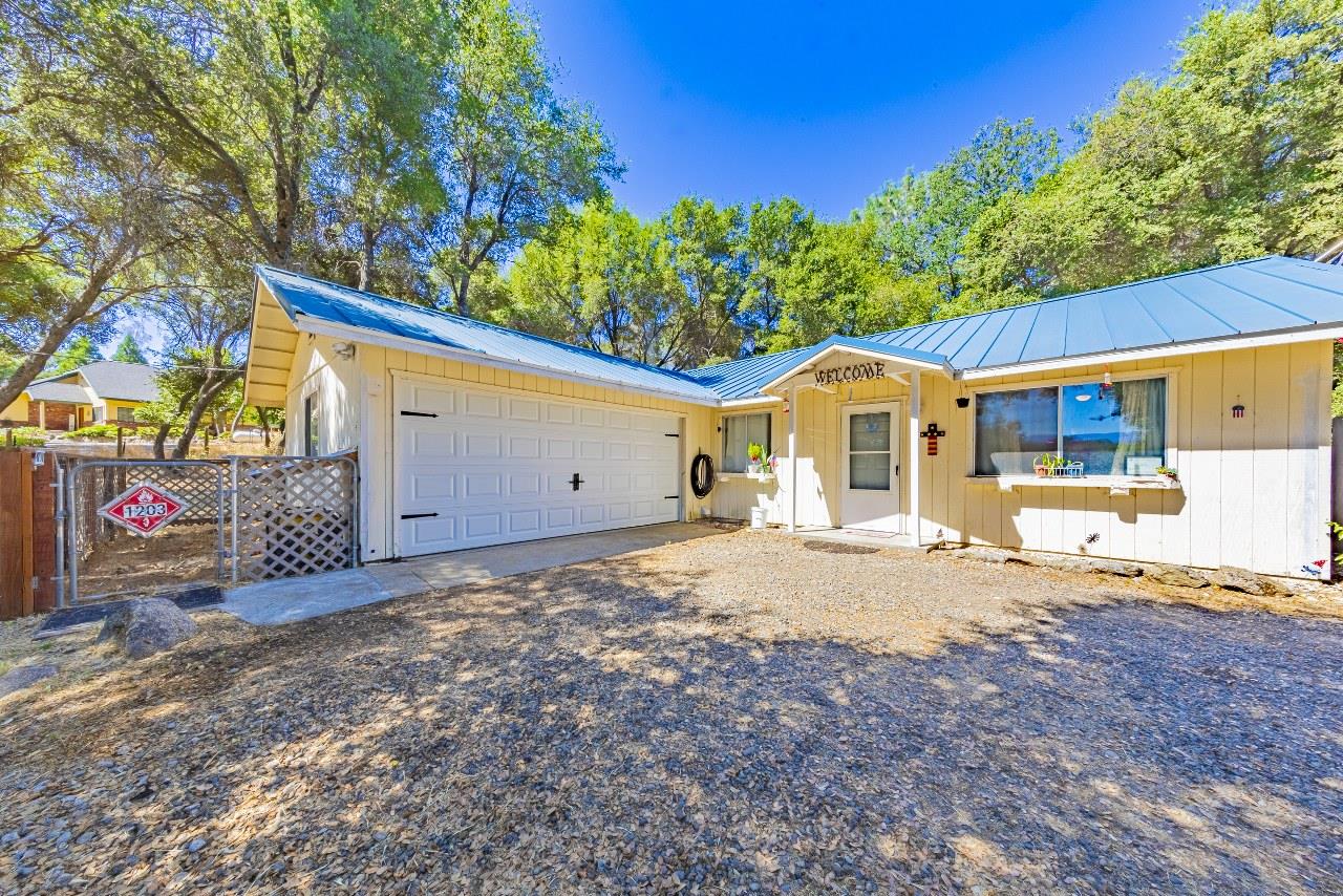 31548 Delaware Road Coarsegold, CA 93614 - Photo 4 of 46 Gallery Image 4