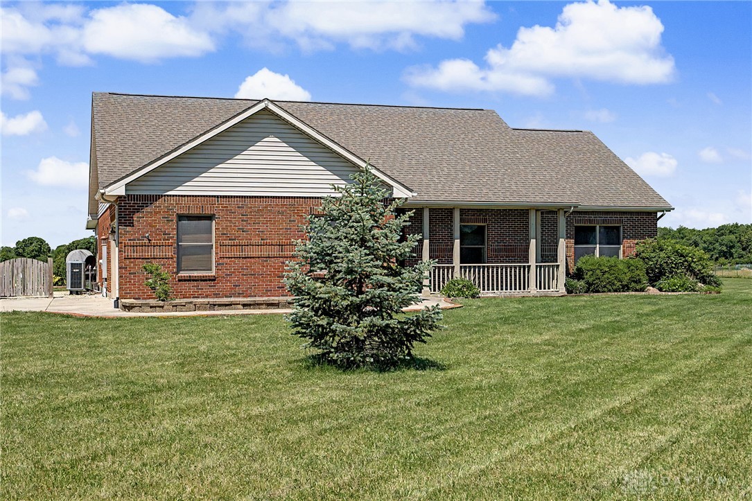 7338 Bard Road Tipp City, OH 45371 - Photo 3 of 66