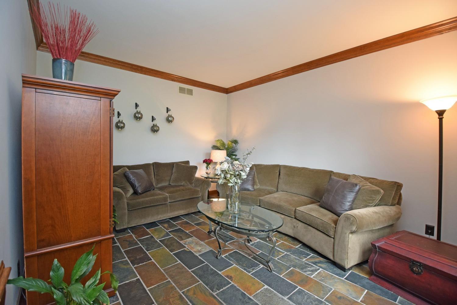 8209 Woodruff Road Cincinnati, OH 45255 - Photo 4 of 50 Gallery Image 4