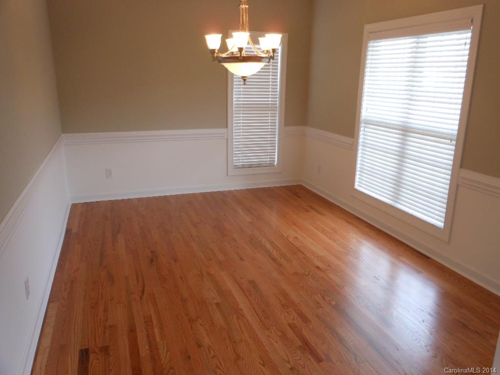 3400 Grandeur Road Charlotte, NC 28269 - Photo 2 of 24