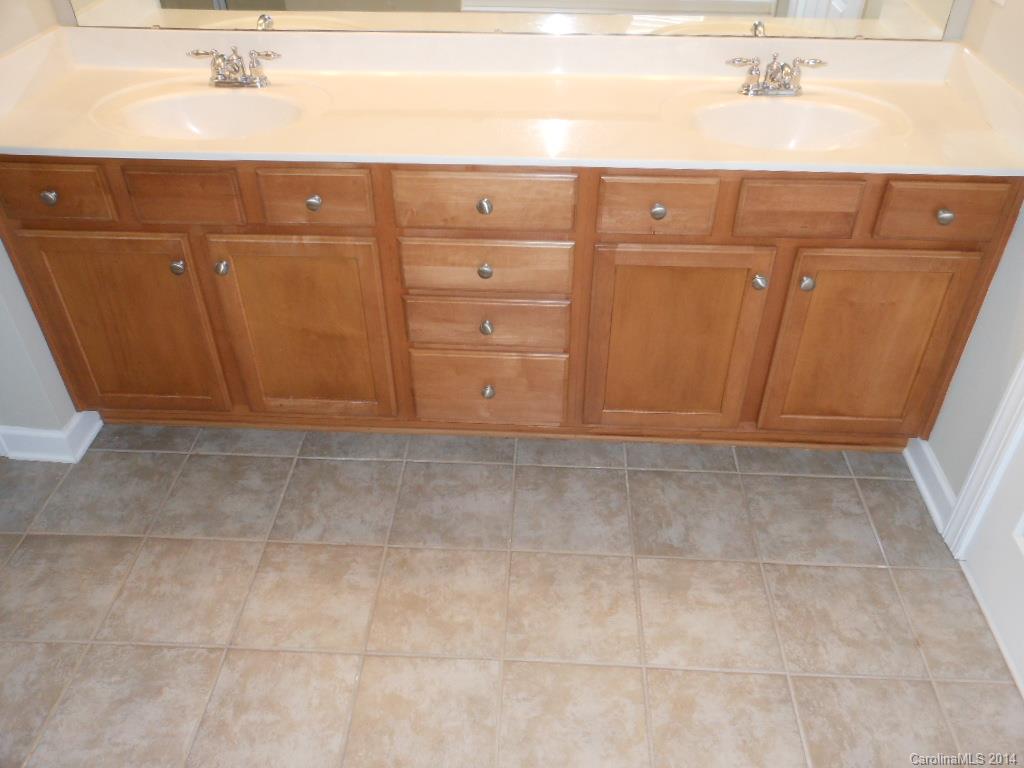 3400 Grandeur Road Charlotte, NC 28269 - Photo 18 of 24