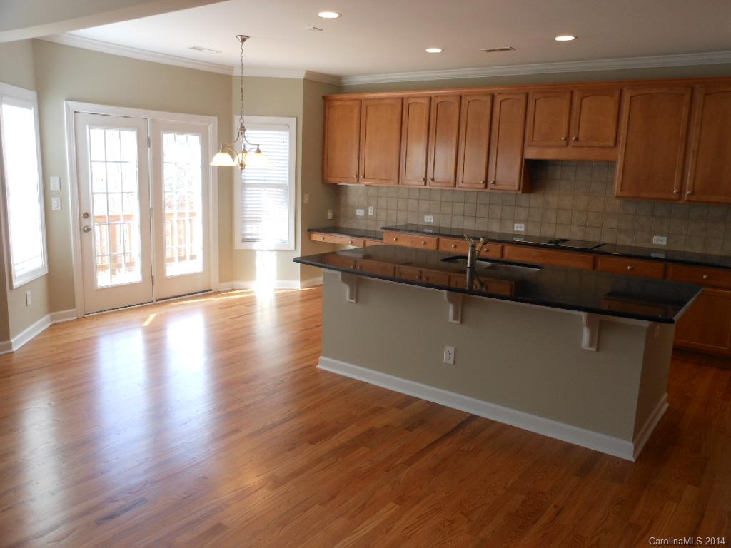 3400 Grandeur Road Charlotte, NC 28269 - Photo 4 of 24