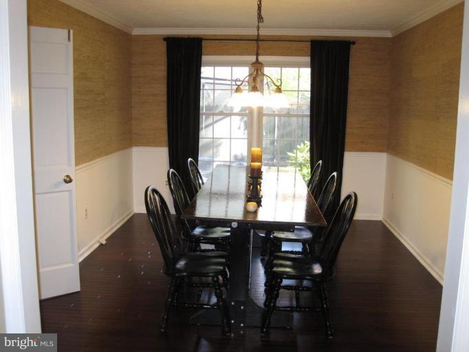 257 Charring Court Riva, MD 21140 - Photo 12 of 27 Dining Room