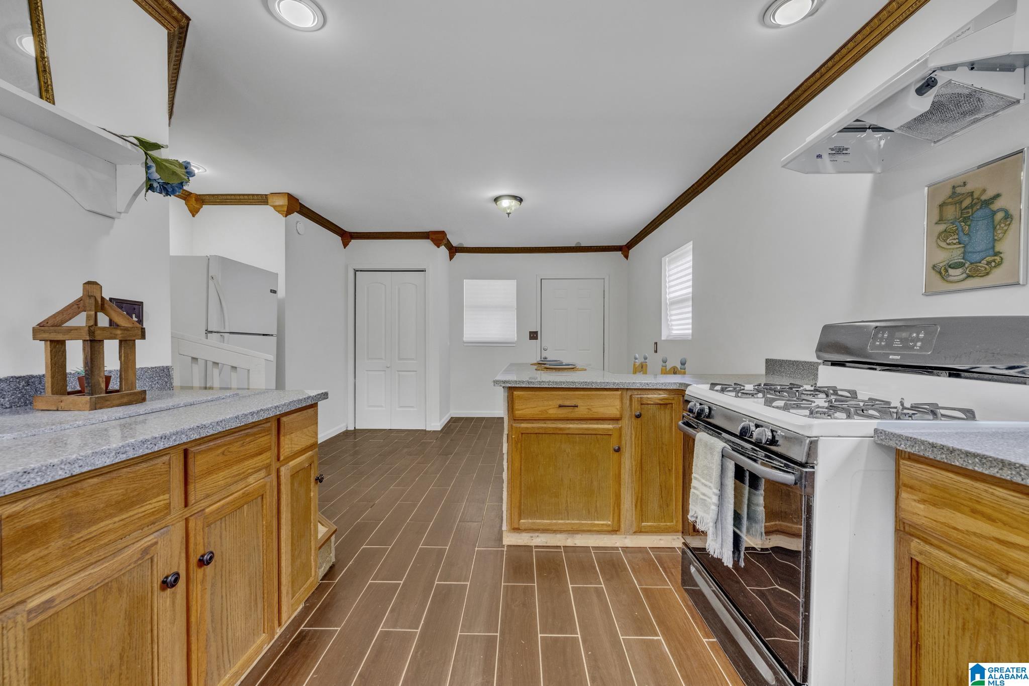 9412 Asberry Road Warrior, AL 35180 - Photo 8 of 26