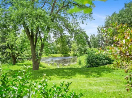 $229,900 | 500 Redondo Drive, Unit 109, Downers Grove, IL 60516