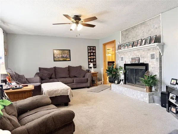 $325,000 | 1809 Hillcrest Drive, Trenton, MO 64683