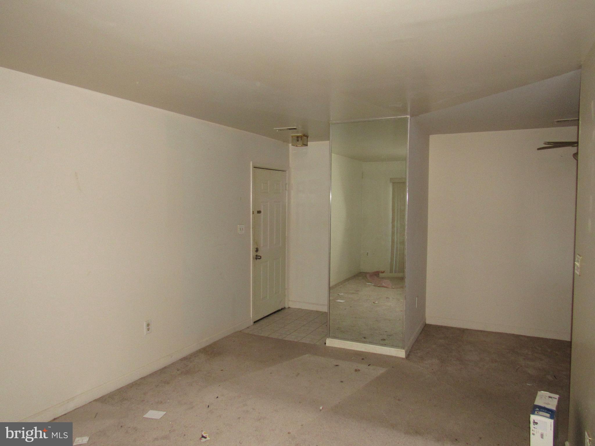 6708 Ridge Road, Unit 102 Baltimore, MD 21237 - Photo 4 of 14 a view of entryway