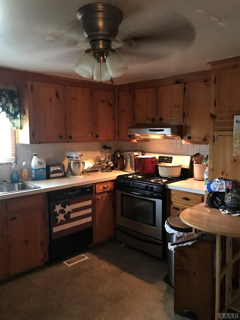 6141 Newlands Road Columbia, NC 27925 - Photo 4 of 16