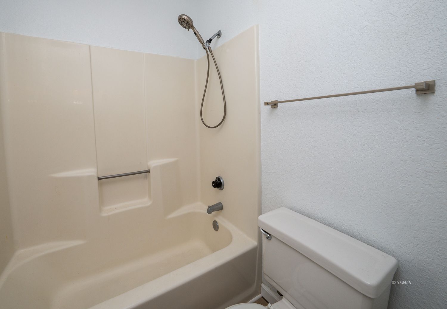 241 East Upjohn Avenue Ridgecrest, CA 93555 - Photo 17 of 28