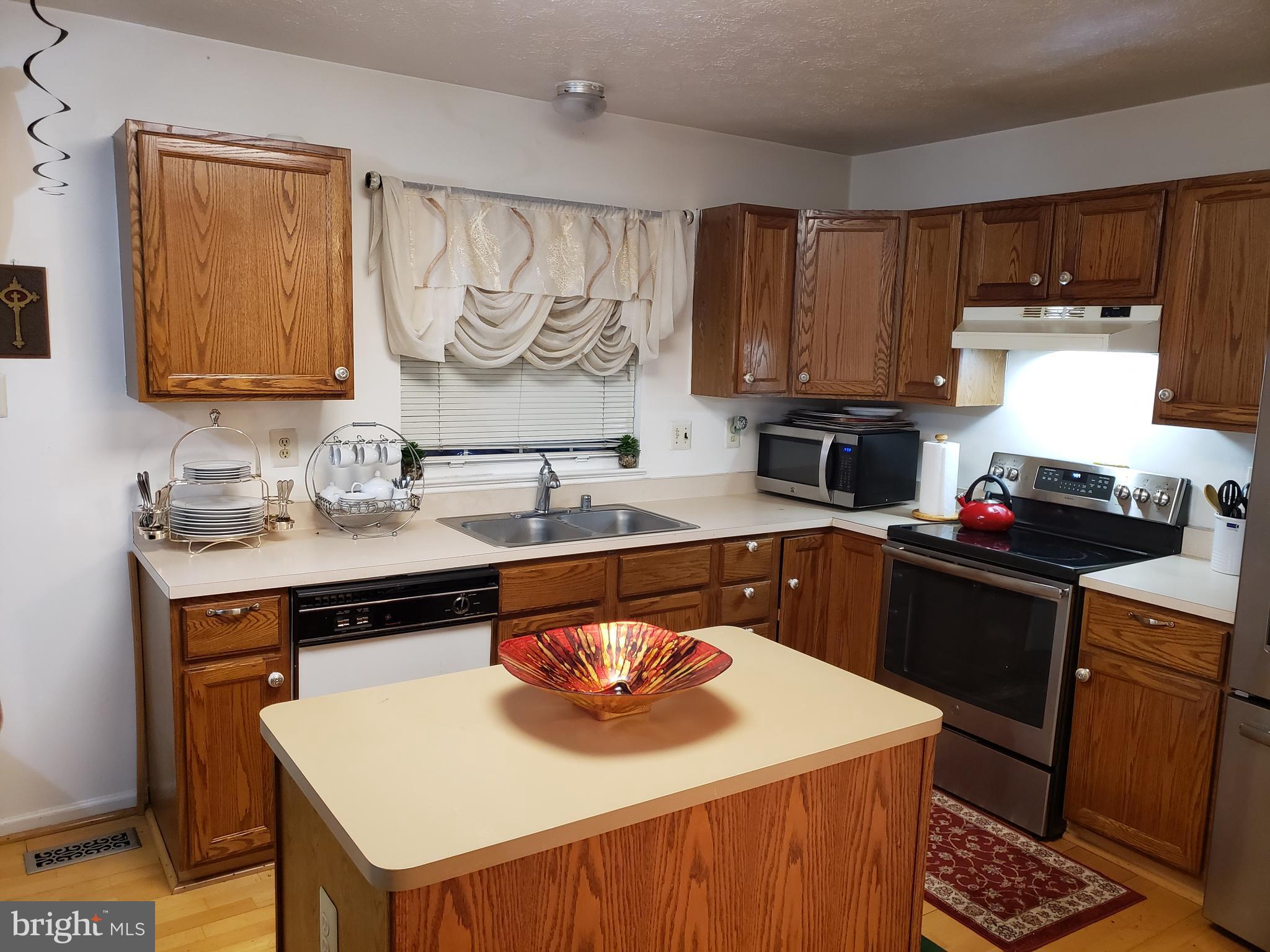 5418 Castlestone Drive Rosedale, MD 21237 - Photo 8 of 25 Kitchen - Another Angle