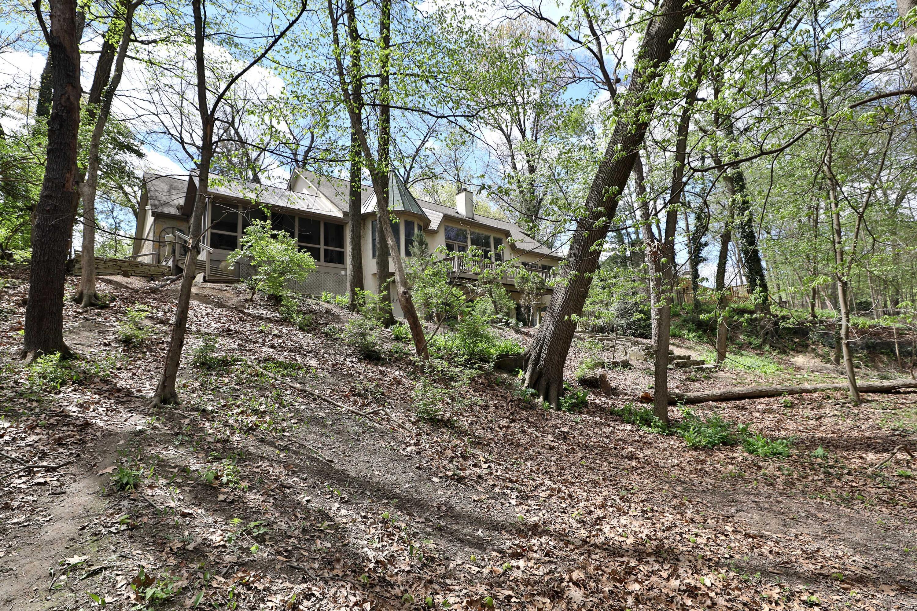 455 Walhalla Road Columbus, OH 43202 - Photo 69 of 71 455-Walhalla-April2026-70