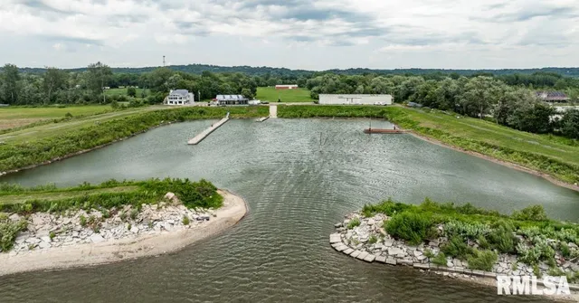 $1,100,000 | 1109-1111 Sunset Drive, East Peoria, IL 61611