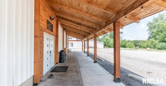 $1,100,000 | 1109-1111 Sunset Drive, East Peoria, IL 61611