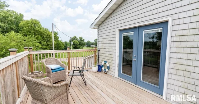 $1,100,000 | 1109-1111 Sunset Drive, East Peoria, IL 61611