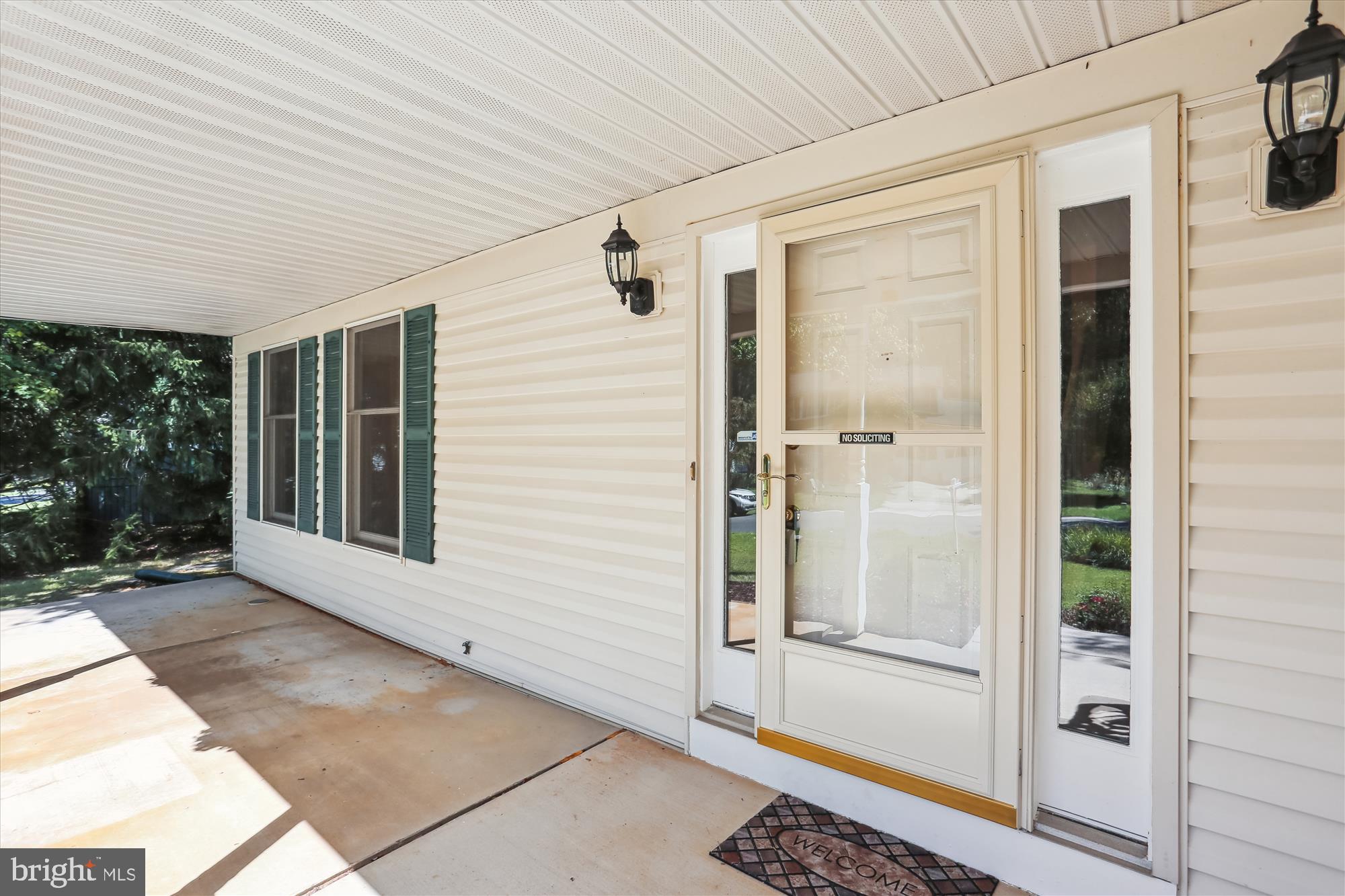 14821 Windmill Terrace Silver Spring, MD 20905 - Photo 17 of 72 Porch