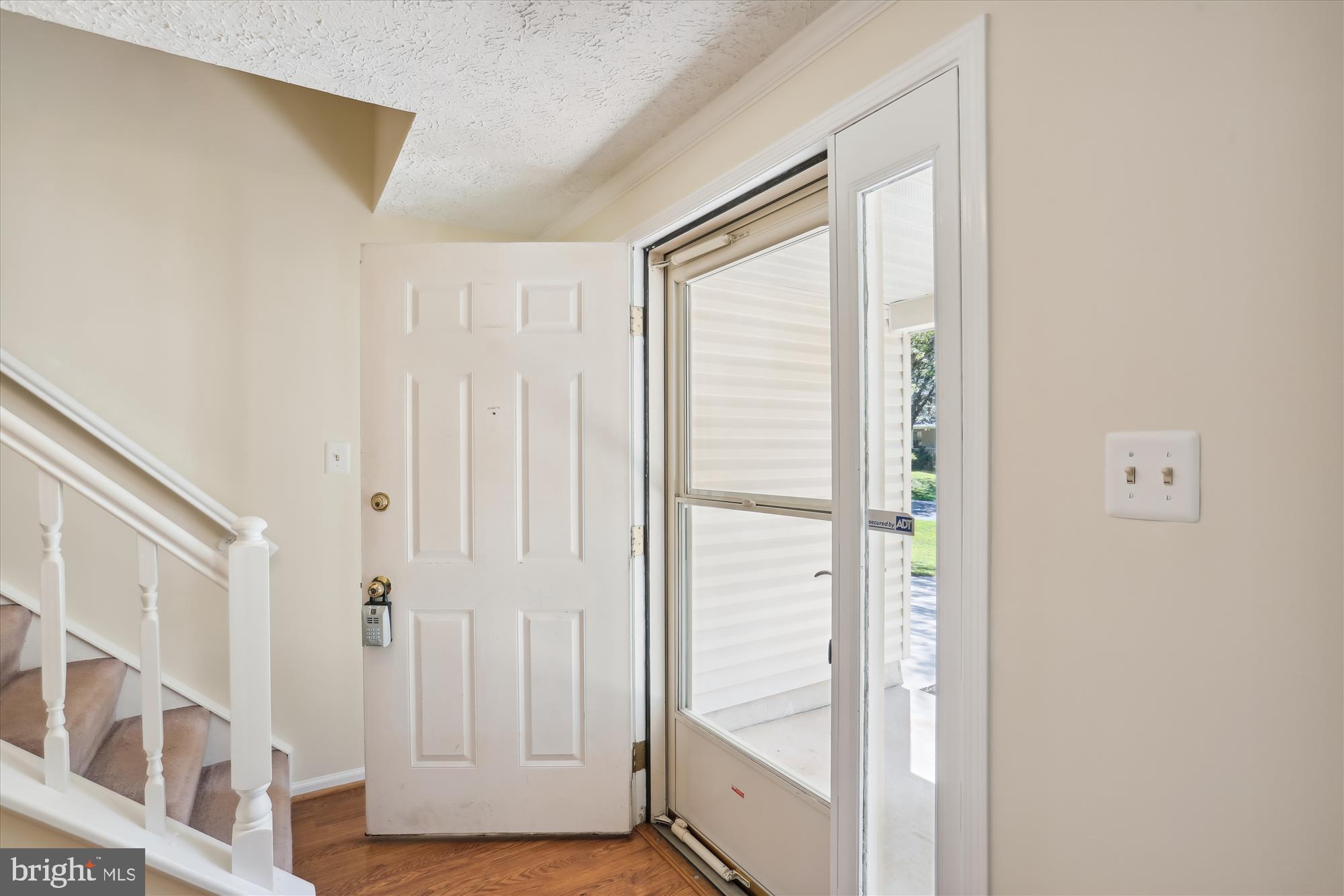 14821 Windmill Terrace Silver Spring, MD 20905 - Photo 21 of 72 Entry