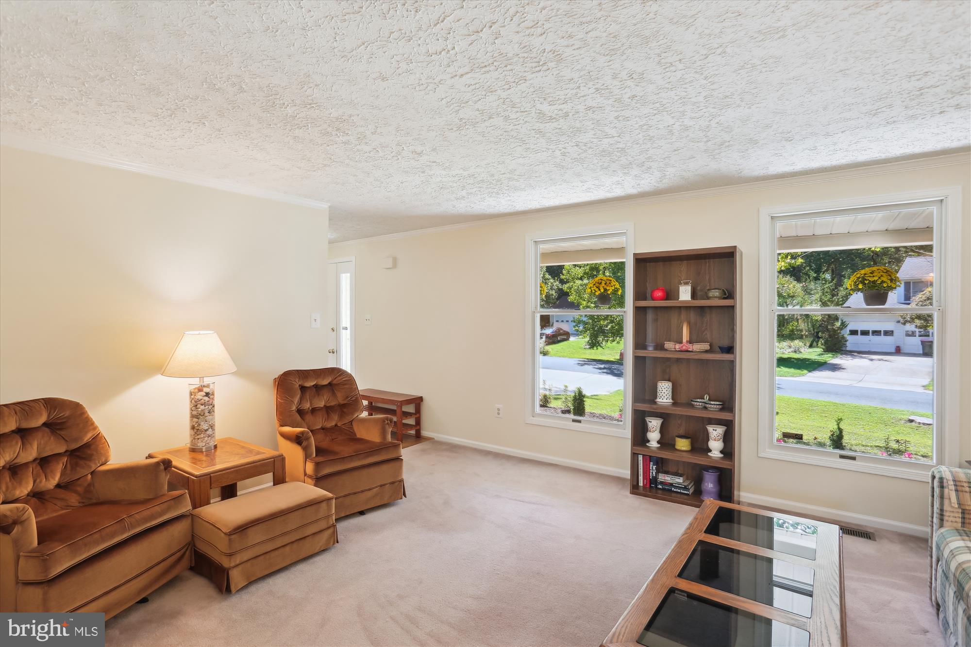 14821 Windmill Terrace Silver Spring, MD 20905 - Photo 24 of 72 Living Room