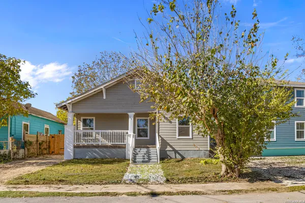 $1,475 | 117 Magendie Street, San Antonio, TX 78210