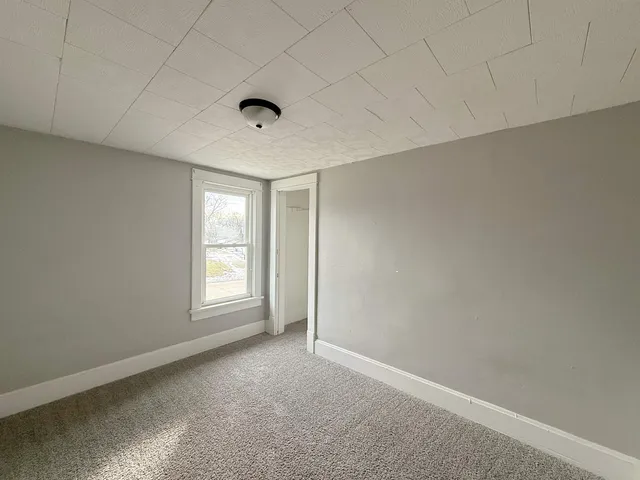 $95,500 | 1841 Avenue Of The Cities, Moline, IL 61265