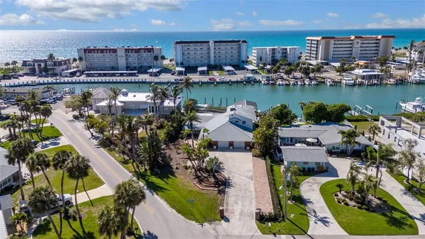 $1,750,000 | 700 El Dorado Drive, Venice, FL 34285