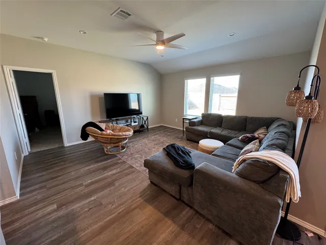 $2,250 | 40619 Pine Spruce Lane, Magnolia, TX 77354