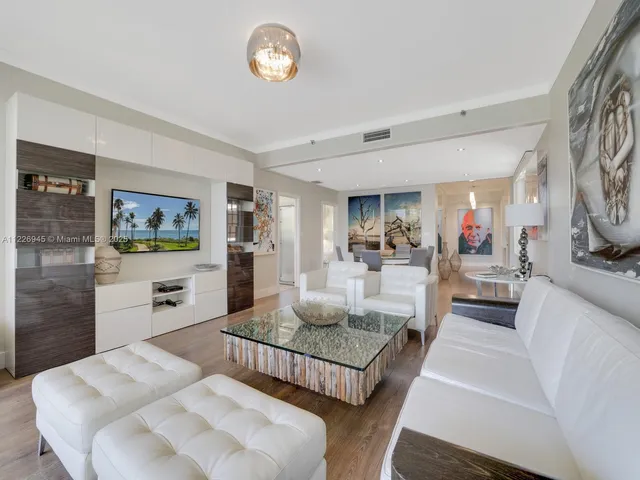 $4,100,000 | 19126 Fisher Island Drive, Unit 19126, Miami Beach, FL 33109