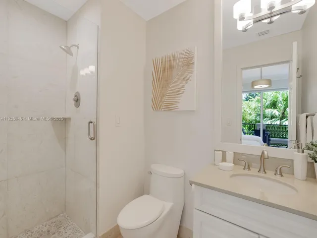 $4,100,000 | 19126 Fisher Island Drive, Unit 19126, Miami Beach, FL 33109