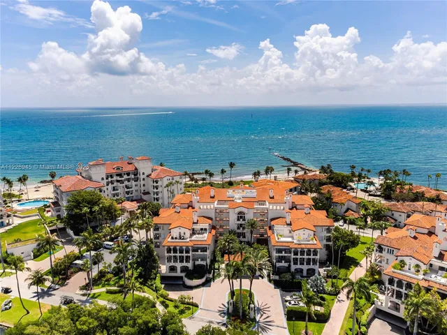 $4,100,000 | 19126 Fisher Island Drive, Unit 19126, Miami Beach, FL 33109