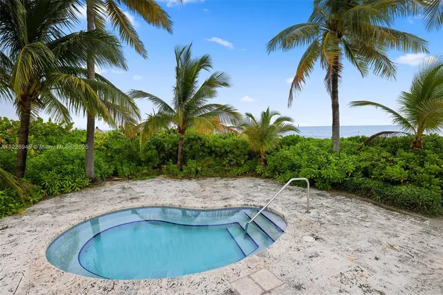 $4,100,000 | 19126 Fisher Island Drive, Unit 19126, Miami Beach, FL 33109