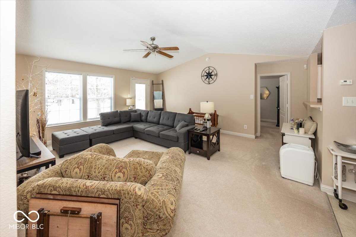 937 Springside Court Greenfield, IN 46140 - Photo 5 of 21