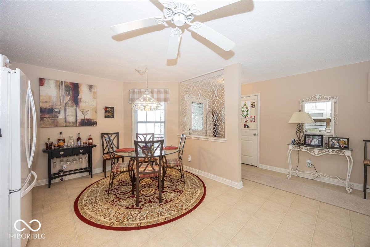 937 Springside Court Greenfield, IN 46140 - Photo 9 of 21