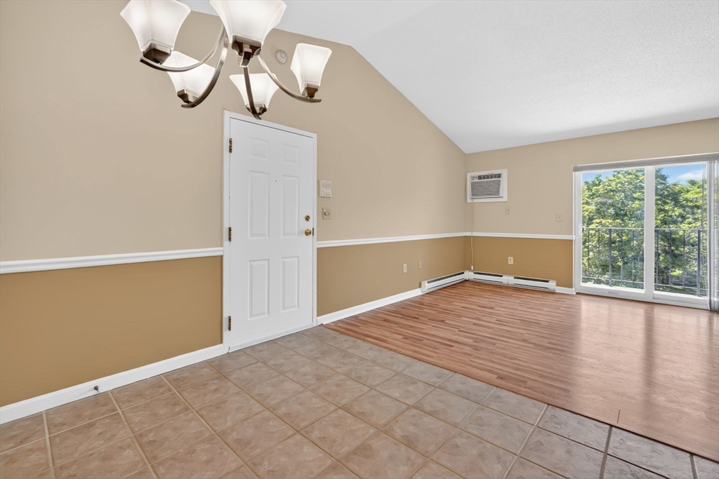 16 Maple Crest Circle, Unit J Holyoke, MA 01040 - Photo 11 of 34
