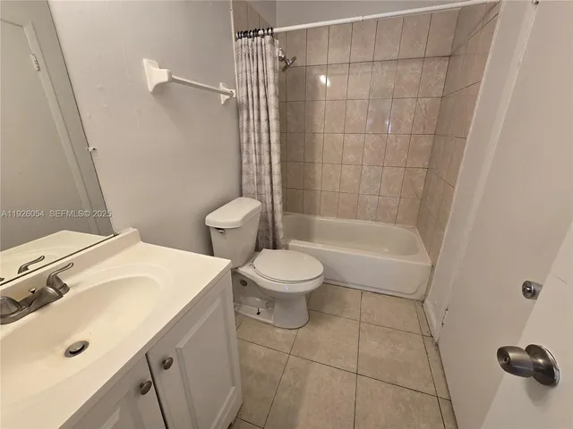 $1,800 | 5802 Northwest 21st Street, Unit 37B, Lauderhill, FL 33313