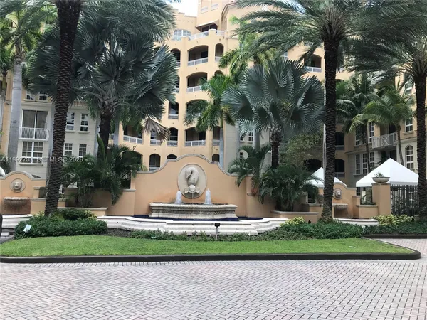$2,400 | 3001 Northeast 185th Street, Unit 422, Aventura, FL 33180