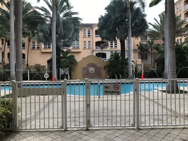 $2,400 | 3001 Northeast 185th Street, Unit 422, Aventura, FL 33180