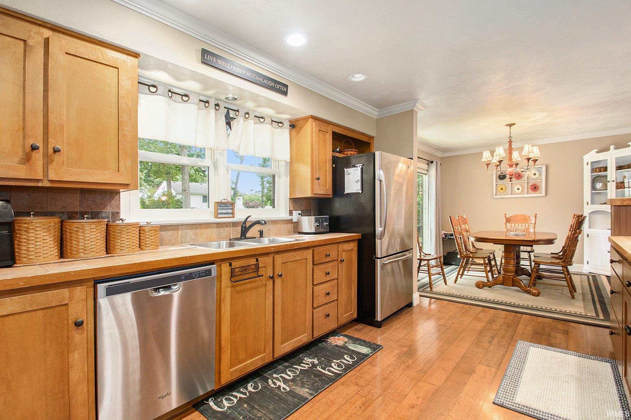 54556 Homeland Road Elkhart, IN 46514 - Photo 7 of 35 Gallery Image 7