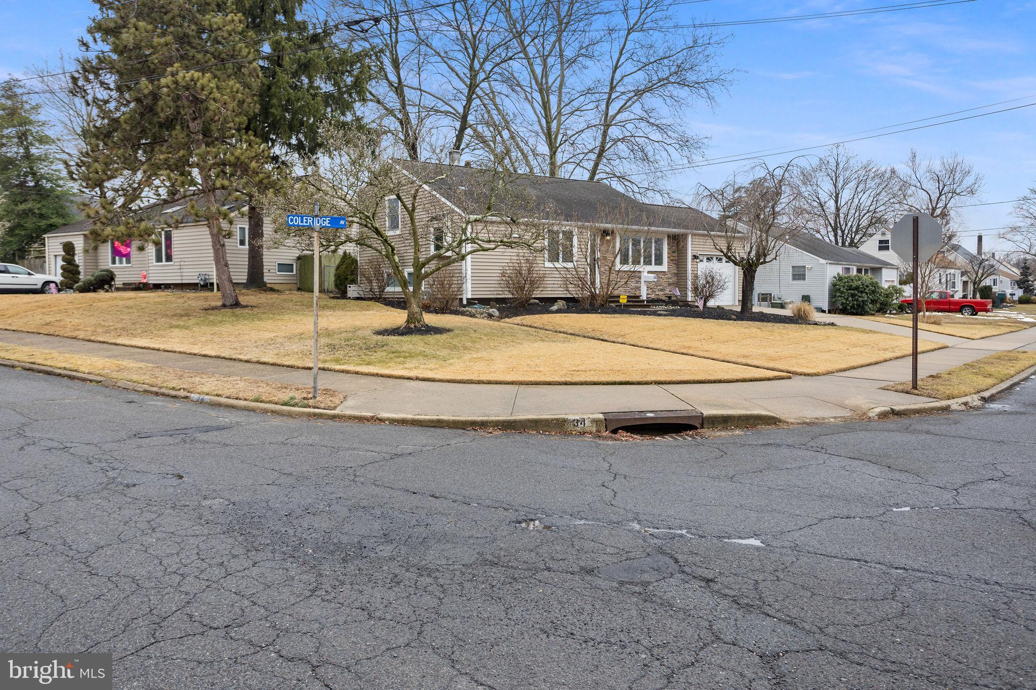 34 Elton Avenue Hamilton, NJ 08620 - Photo 3 of 29