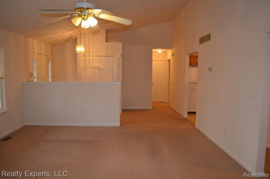 50300 Willow Road Belleville, MI 48111 - Photo 5 of 27 Great Room