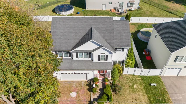 $5,000 | 240 Highland Avenue, Stratford, CT 06614