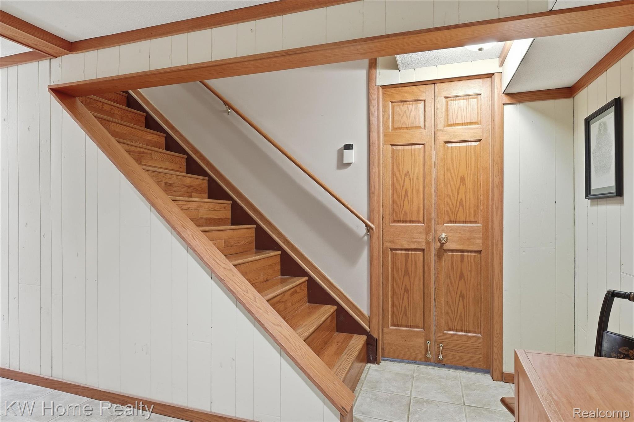 21435 Gill Road Farmington, MI 48335 - Photo 41 of 86 44-DSC01435.jpg
