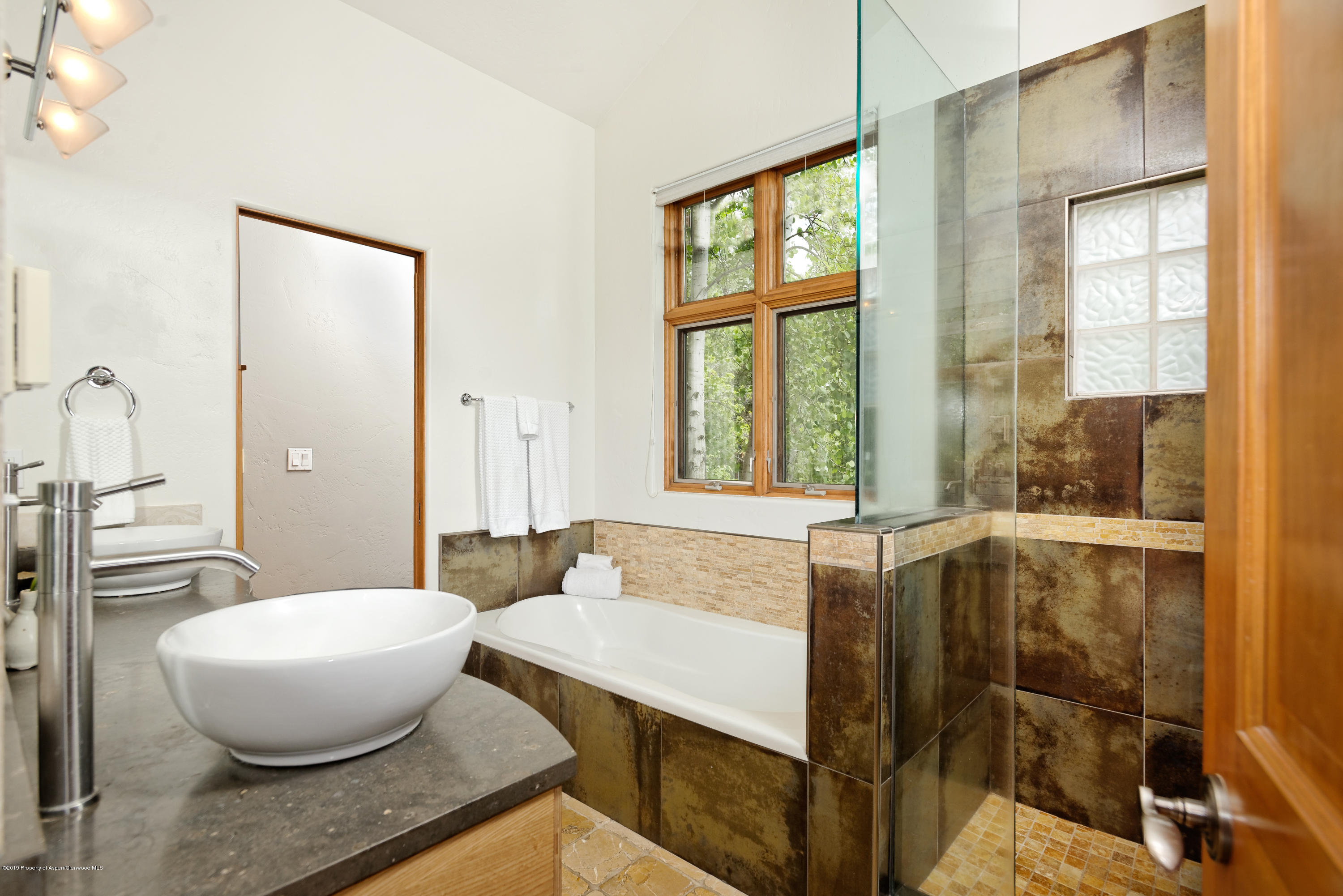 371 Alexander Lane Basalt, CO 81621 - Photo 14 of 18 371Alexander Master Bath