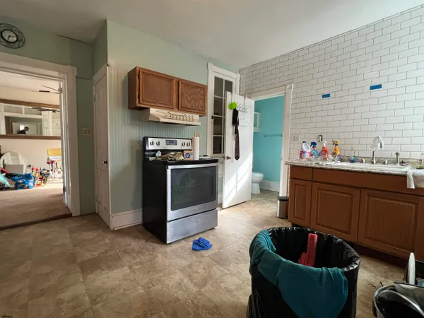 $215,000 | 2727 Highway 50, Mays Landing, NJ 08330