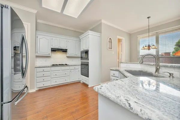 $500,000 | 2400 Peach Blossom Court, Bedford, TX 76021