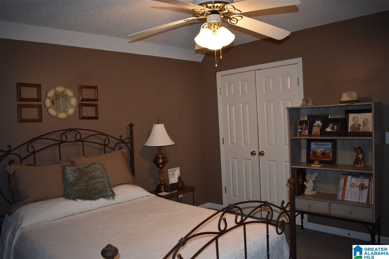 609 Park Forest Lane Alabaster, AL 35007 - Photo 35 of 40