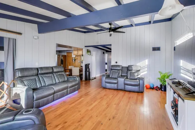 $450,000 | 5935 West Henderson Street, Chicago, IL 60634