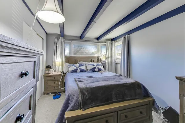 $450,000 | 5935 West Henderson Street, Chicago, IL 60634