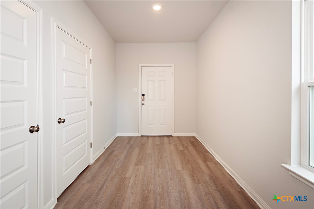 240 Alcatraz Loop Jarrell, TX 76537 - Photo 27 of 36