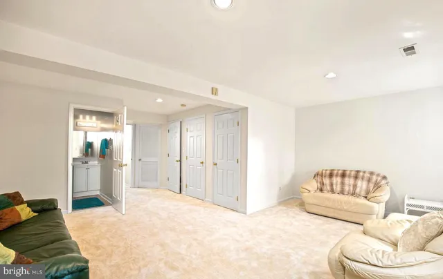 $2,750 | 10646 Winfield Loop, Manassas, VA 20109