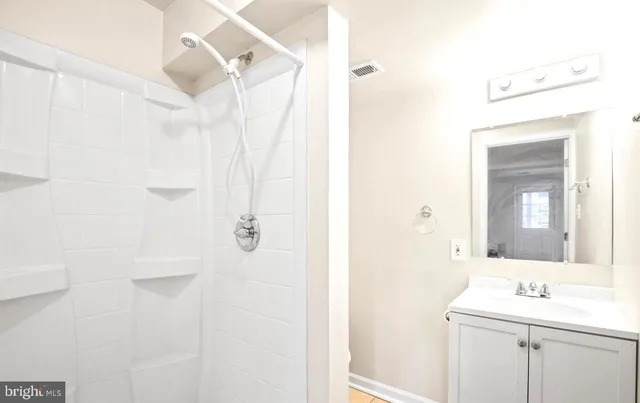 $2,750 | 10646 Winfield Loop, Manassas, VA 20109