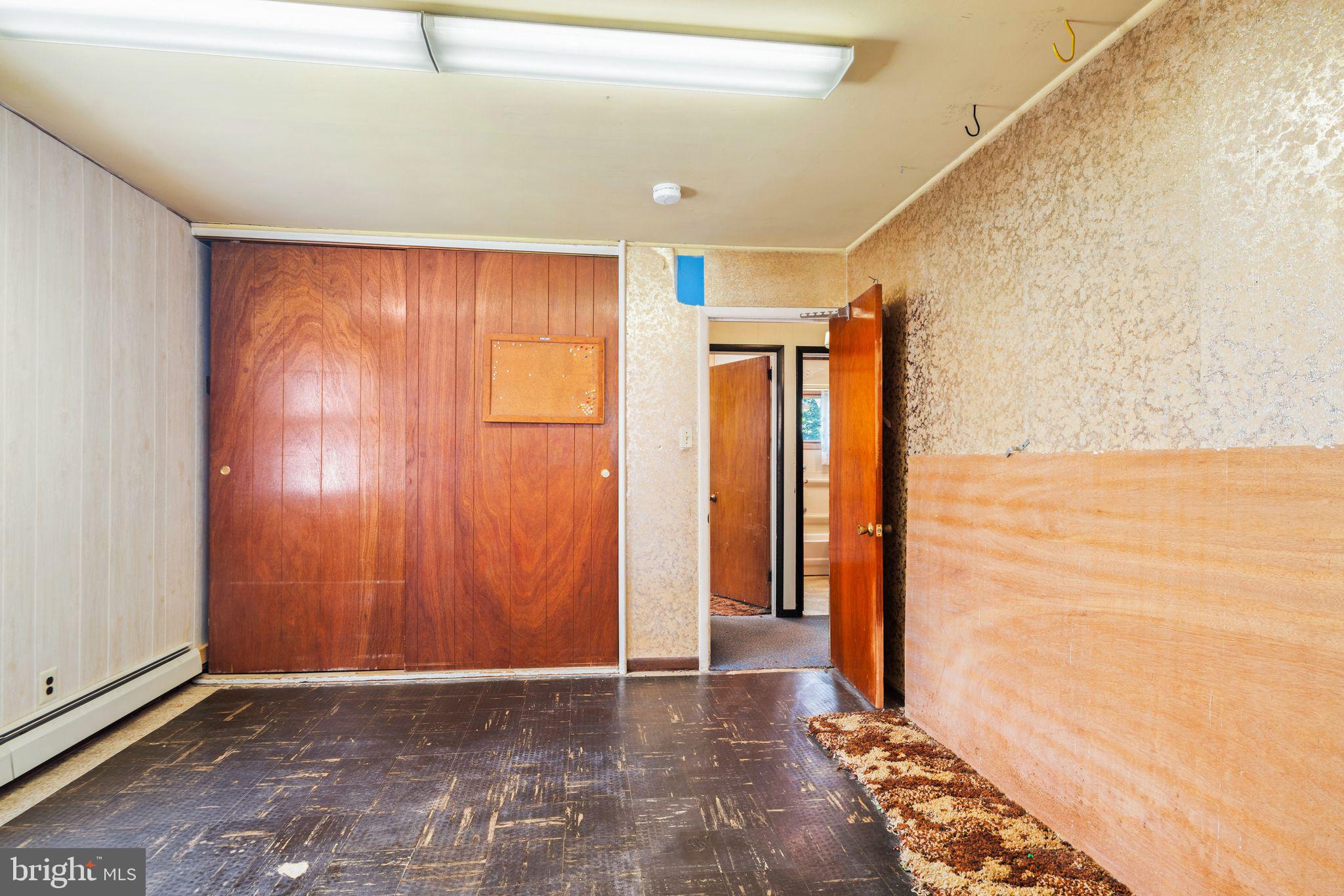 3217 Holyoke Road Philadelphia, PA 19114 - Photo 12 of 34 Gallery Image 12